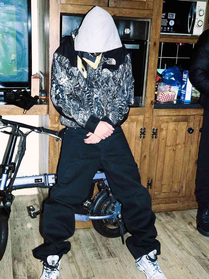 甜茶形象大转变引争议，从文艺男神到街头先锋的转型之路-美派服饰网(图26)