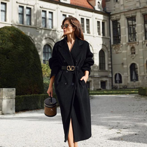 黑色大衣配高跟鞋搭配指南，经典优雅穿搭技巧-美派服饰网