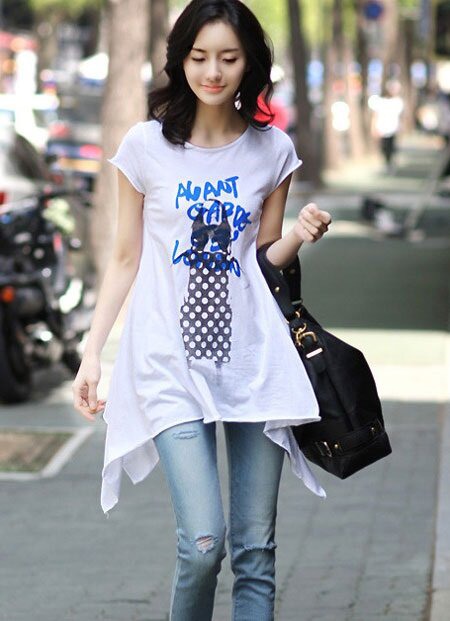 长款T恤搭配技巧全攻略，轻松打造时尚潮流穿搭-美派服饰网(图3)