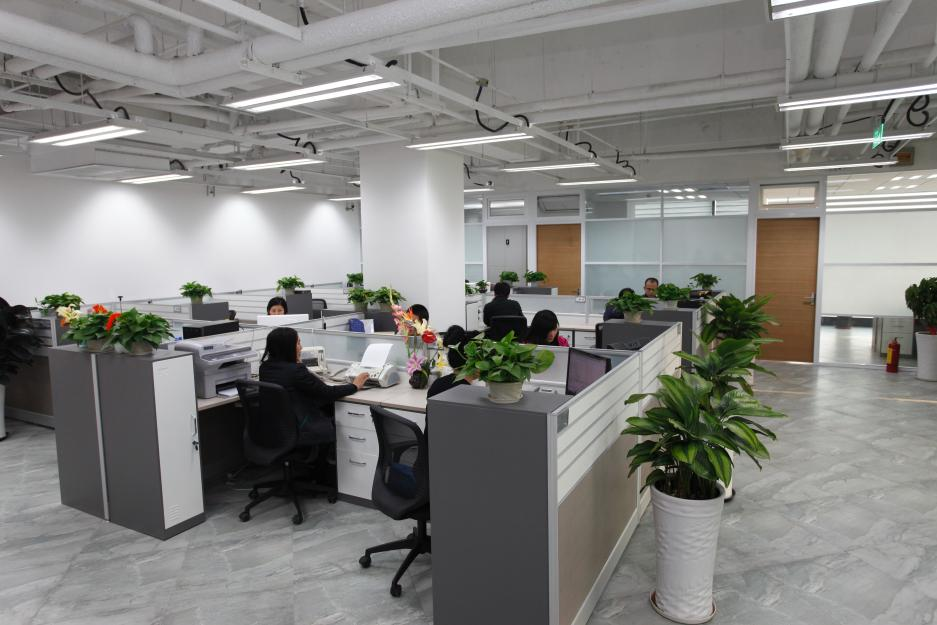 华尼尔荣获四项行业大奖,展现服装定制实力与品质保障-美派服饰网(图1) 华尼尔荣获四项行业大奖,展现服装定制实力与品质保障-美派服饰网(图1)