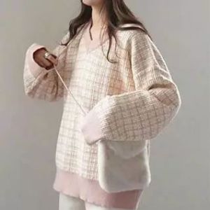 长款卫衣搭配什么裤子好看？7种时尚穿搭方法推荐-美派服饰网