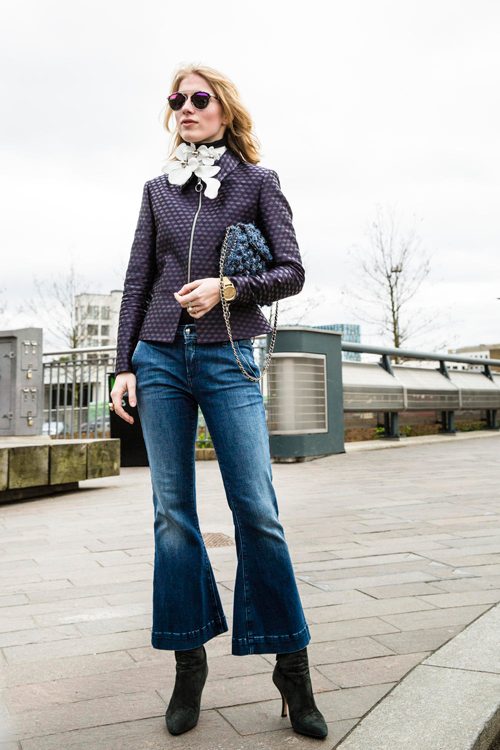 短靴配喇叭裤穿搭指南,时尚个性组合技巧全解-美派服饰网(图1) 短靴配喇叭裤穿搭指南,时尚个性组合技巧全解-美派服饰网(图1)