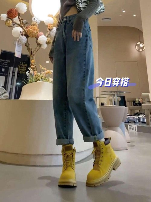 老爹裤配高跟鞋穿搭指南:时尚个性造型技巧-美派服饰网(图3) 老爹裤配高跟鞋穿搭指南:时尚个性造型技巧-美派服饰网(图3)