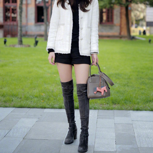 150cm矮个子女生长靴搭配技巧，轻松拉长腿部线条显高挑-美