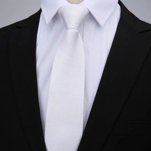 白色西装领带搭配指南：打造清爽优雅时尚造型-美派服饰网