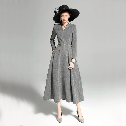 灰色尖头高跟鞋搭配指南:职场休闲晚宴全方位穿搭技巧-美派服饰网(图1) 灰色尖头高跟鞋搭配指南:职场休闲晚宴全方位穿搭技巧-美派服饰网(图1)