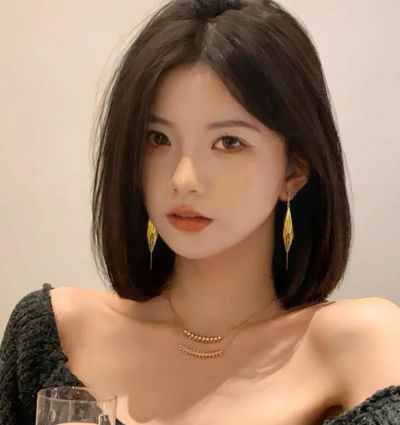 礼服搭配耳环选择指南：提升整体造型优雅感的秘诀-美派服饰网(图2)