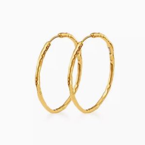 礼服搭配耳环选择指南：提升整体造型优雅感的秘诀-美派服饰网