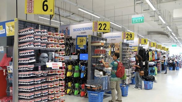 迪卡侬进军太空推出宇航服，平价品牌高端化转型新路径-美派服饰网(图10)