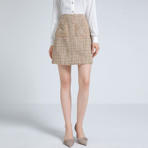 半身包臀裙春季搭配指南，打造时尚轻盈春日造型-美派服饰网(图2)