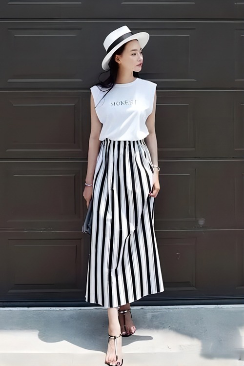 条纹长裙搭配指南：9种时尚上衣组合打造个性造型-美派服饰网(图1)