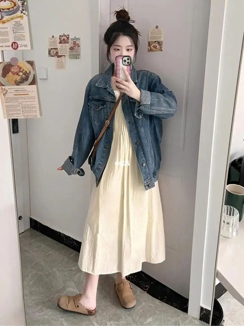 白色棉麻裙子搭配指南：7种上衣组合打造夏日清新造型-美派服饰网(图1)