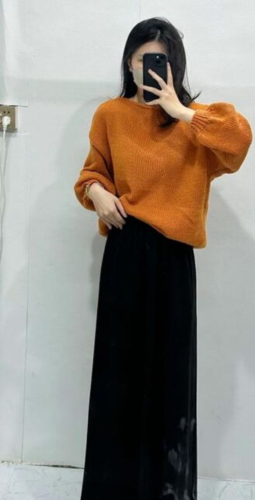 橙色毛衣配什么颜色裙子好看 7种经典搭配方案推荐-美派服饰网(图2)