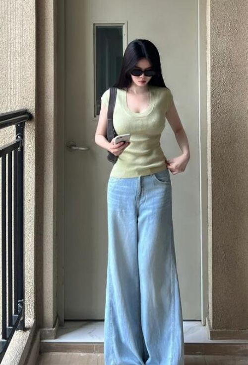 青色上衣搭配什么裤子好看？7种经典配色方案推荐-美派服饰网(图2)