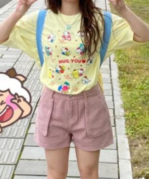 粉红色短裤配什么短袖好看？7种时尚搭配方案推荐-美派服饰网(图5)