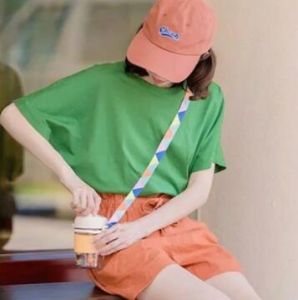 橙色短裤搭配什么颜色T恤好看 7种时尚配色方案推荐-美派服饰