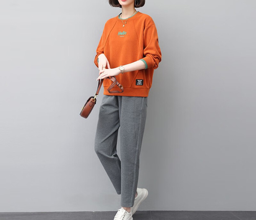 橙红色上衣搭配什么裤子好看？8种时尚配色方案推荐-美派服饰网(图2)