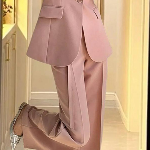 粉色西装裤搭配【多图】巧妙展现出个性和时尚感
