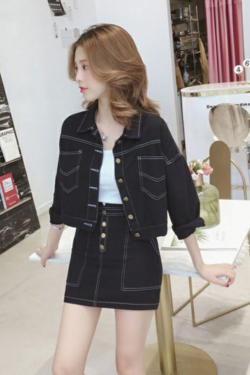 黑色短包臀裙搭配指南,优雅性感穿搭技巧全解析-美派服饰网(图2) 黑色短包臀裙搭配指南,优雅性感穿搭技巧全解析-美派服饰网(图2)