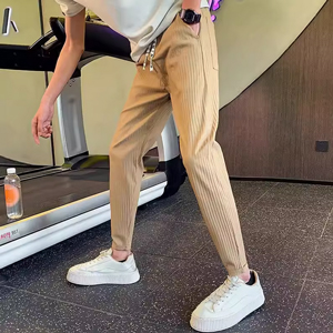 卡其色休闲裤搭配什么鞋子好看？6种风格穿搭指南-美派服饰网