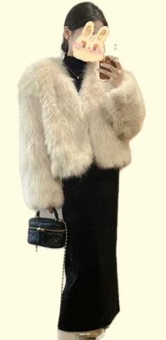 短款毛毛外套搭配指南：5种时尚造型轻松驾驭-美派服饰网(图4)