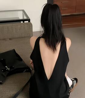 美背内衣搭配什么上衣好看 5种时尚穿搭技巧-美派服饰网(图4) 美背内衣搭配什么上衣好看 5种时尚穿搭技巧-美派服饰网(图4)