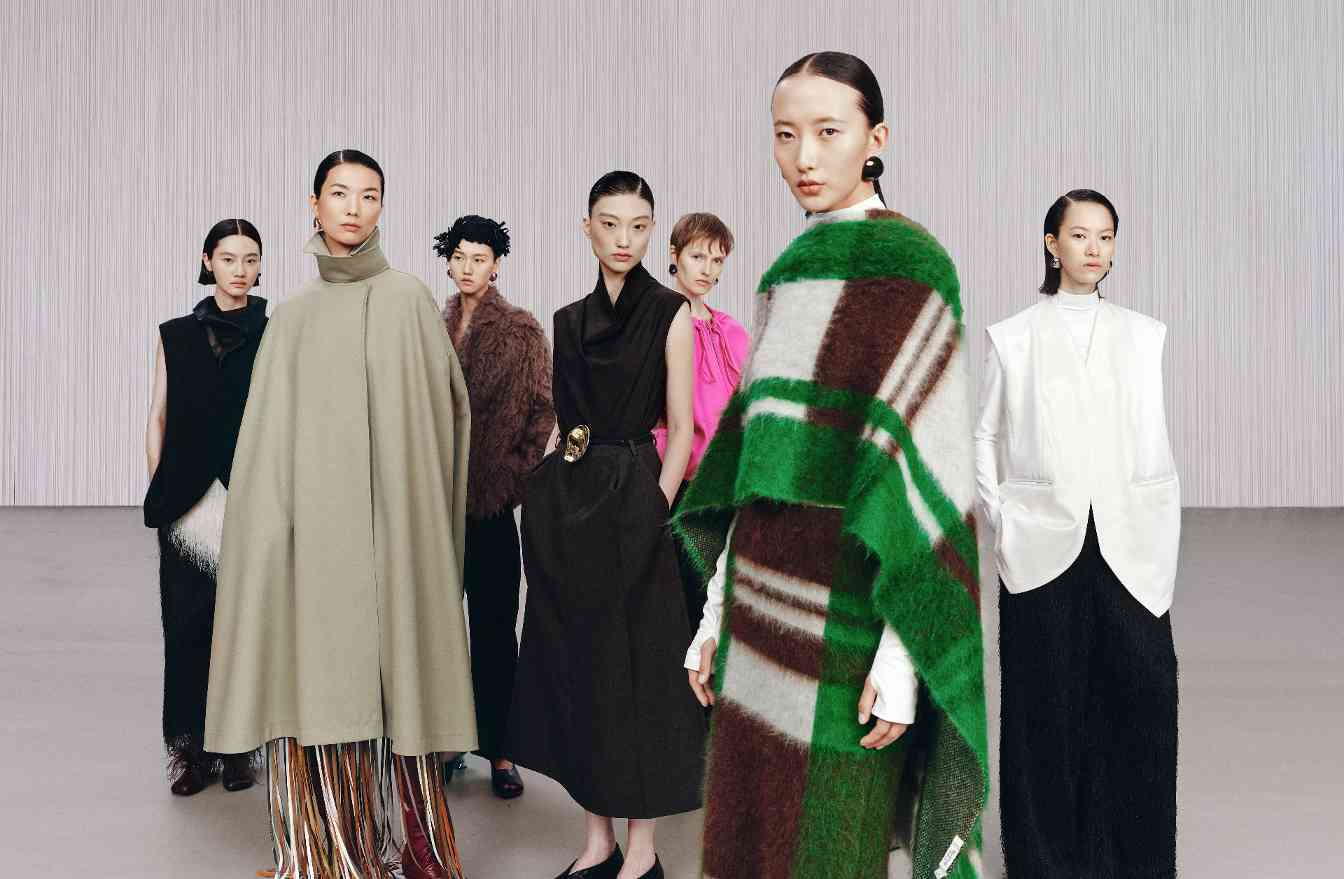 Marisfrolg 2025秋冬大秀诠释柔软力量美学-美派