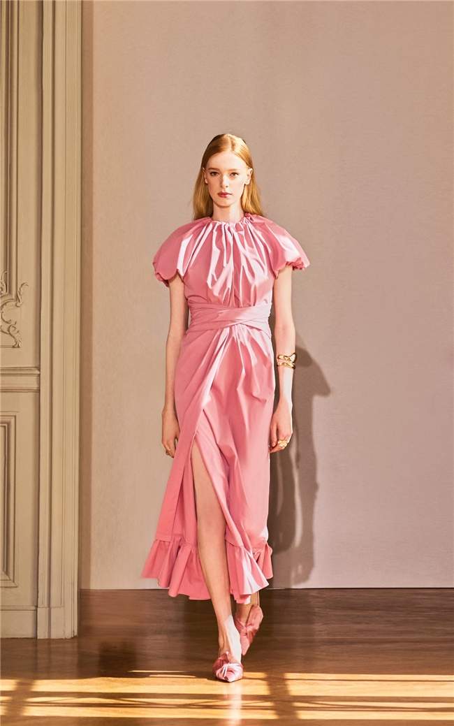 境中花映艺术时装大秀巴黎上演 重塑当代女性奢雅精神-美派服饰网(图22)