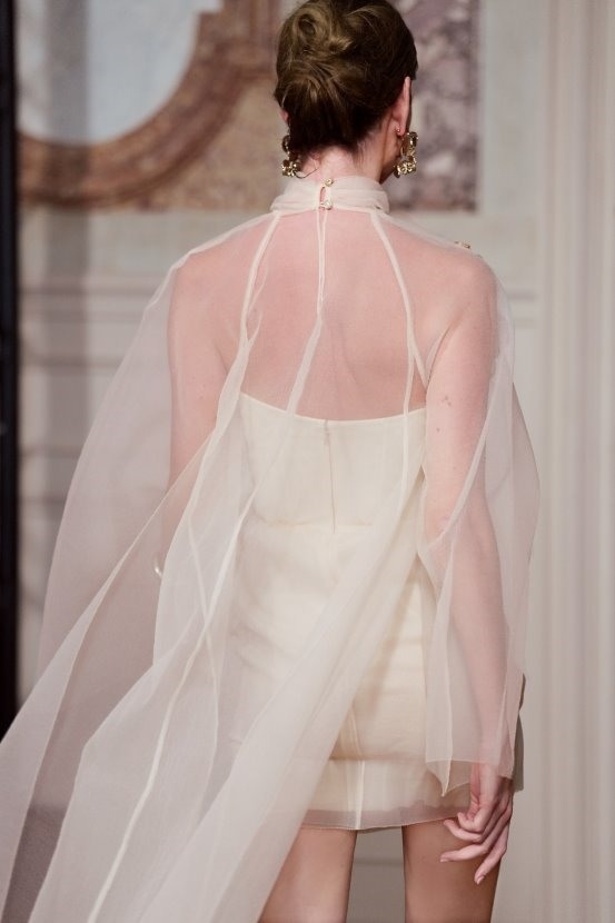 境中花映艺术时装大秀巴黎上演 重塑当代女性奢雅精神-美派服饰网(图29)