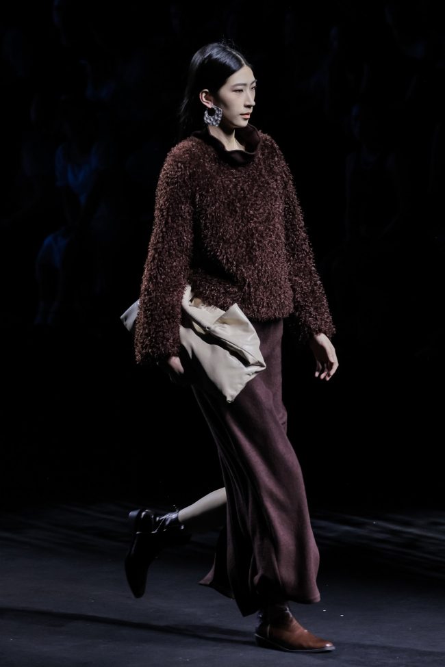 织暖秘境：SANI时装秀诠释自然生命力的温暖美学-美派服饰网(图17)