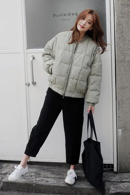 灯芯绒哈伦裤搭配外套全攻略，轻松打造时尚造型-美派服饰网(图3)