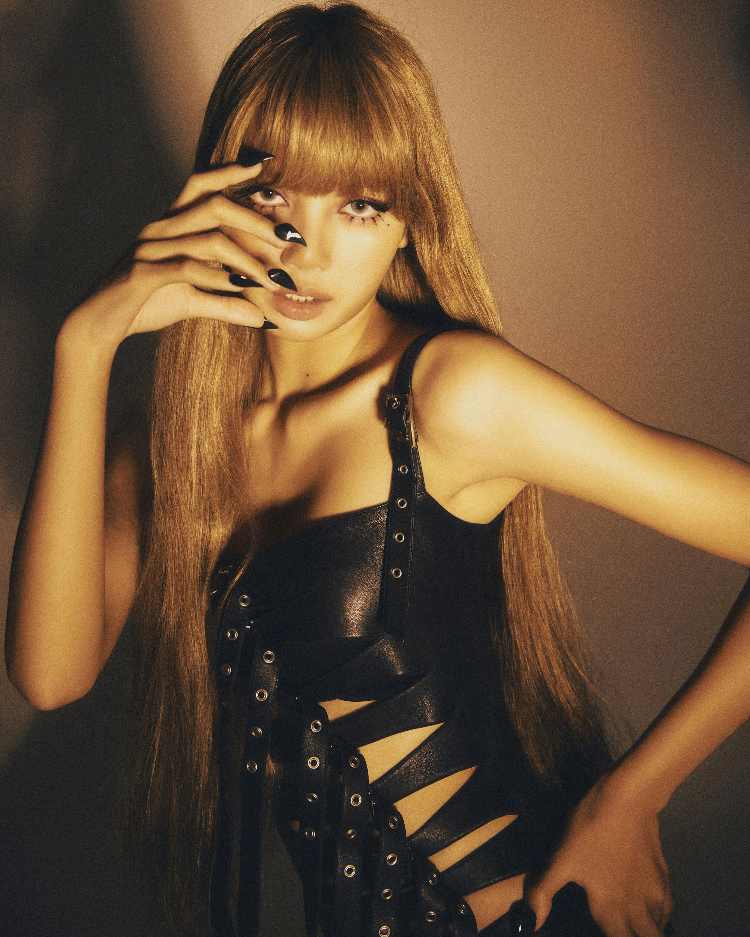 LISA与Nike正式官宣合作，BLACKPINK成员运动品牌布局完整-美派服饰网(图1)