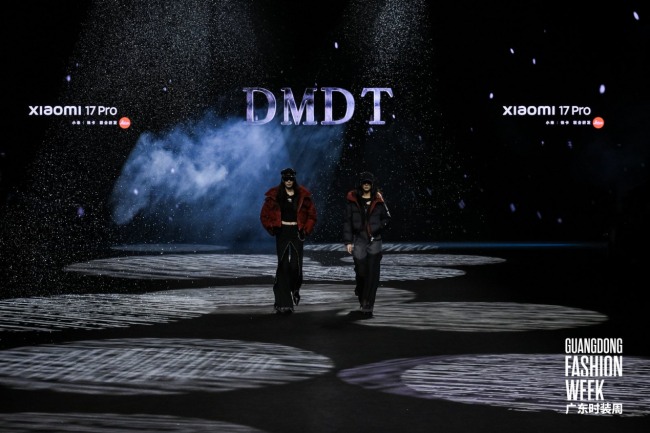 小米17 Pro系列亮相广东时装周 科技与时尚完美融合-美派服饰网(图4)