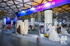 番禺快时尚服装基地亮相广东时装周 助力企业出海转型-美派服饰网(图2)