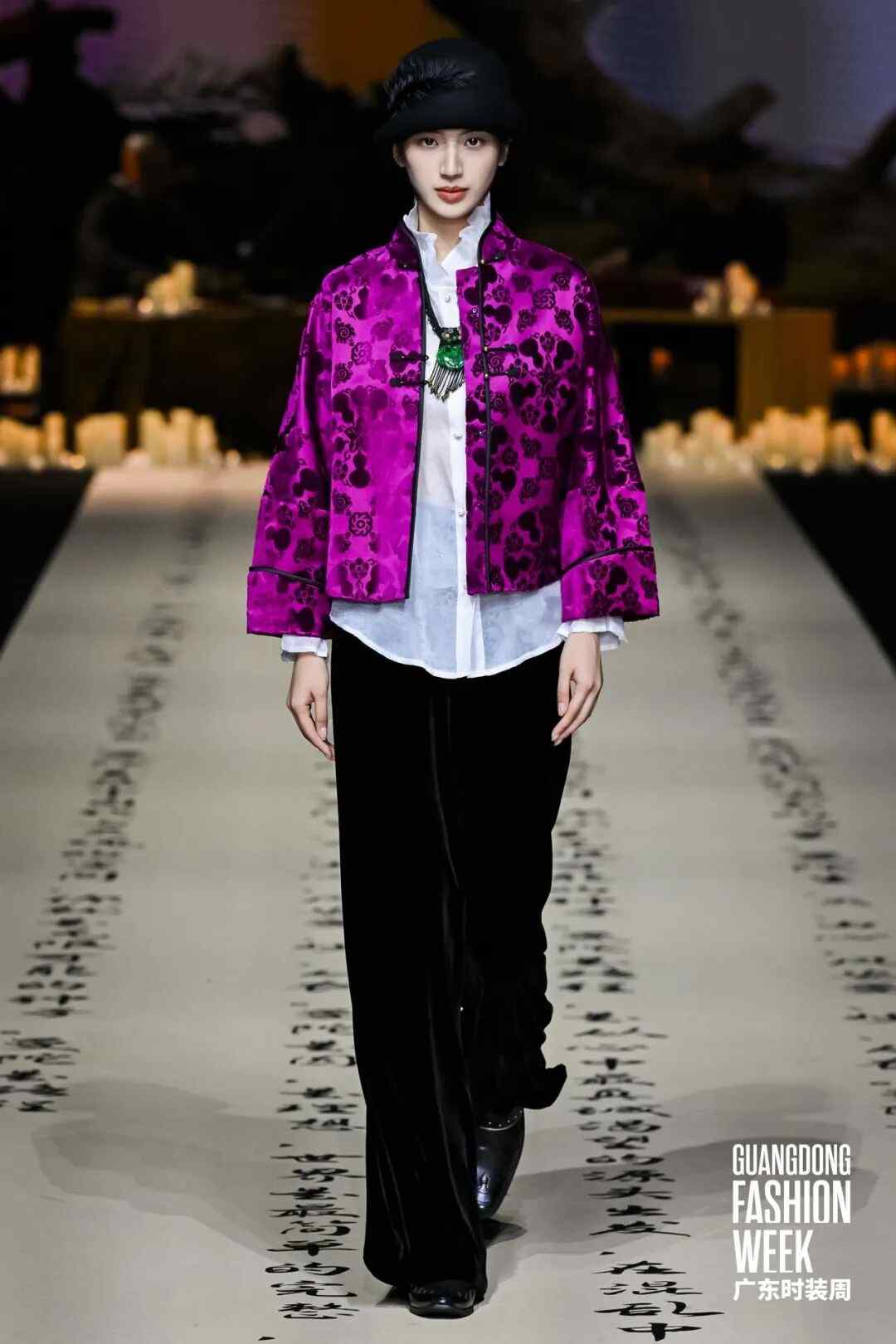 非遗国风服饰品牌曼陀心亮相广东时装周,展现东方美学新时尚-美派服饰网(图19) 图片