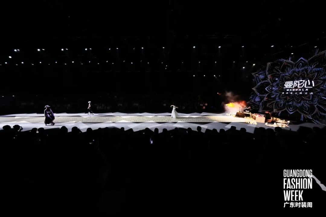 非遗国风服饰品牌曼陀心亮相广东时装周，展现东方美学新时尚-美