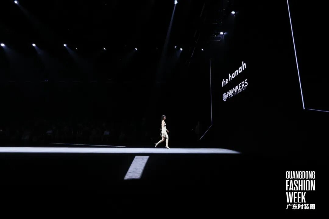 中韩时尚品牌联名发布秀展现跨文化潮流对话-美派服饰网(图17) 图片