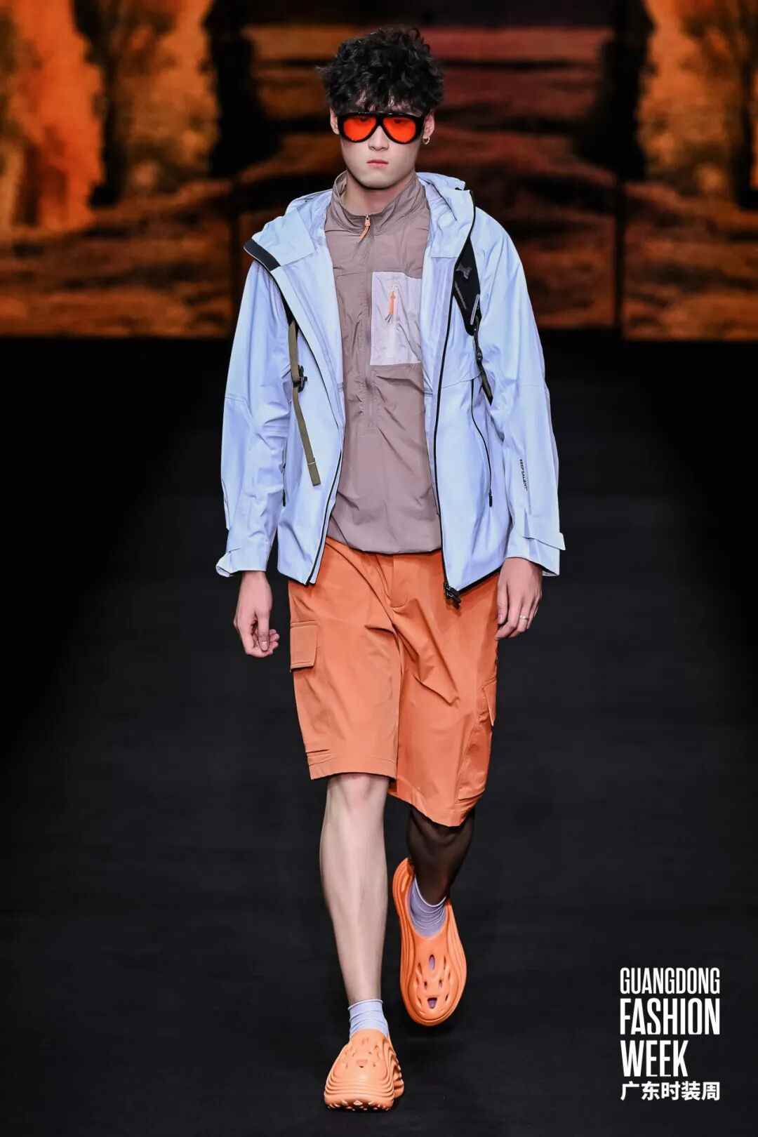 粤港澳大湾区时尚产业迎全运 运动时尚大秀展现创新活力-美派服饰网(图3) 图片
