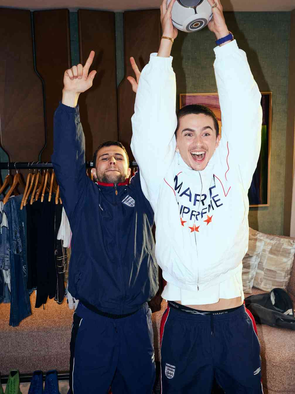 甜茶形象大转变引发争议，从文艺男神到街头风的突围之路-美派服饰网(图29)