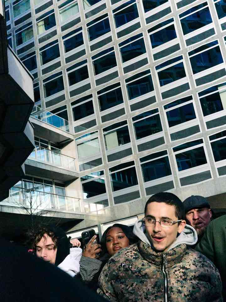 甜茶形象大转变引发争议，从文艺男神到街头风的突围之路-美派服饰网(图35)