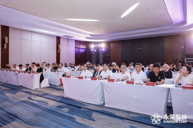 锦纶产业迎来技术革命 永荣股份以三根纱系列重塑行业格局-美派服饰网(图2) 锦纶产业迎来技术革命 永荣股份以三根纱系列重塑行业格局-美派服饰网(图2)