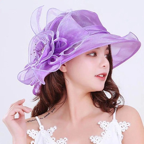 紫色礼帽搭配指南:优雅女性穿搭技巧全解-美派服饰网(图1) 紫色礼帽搭配指南:优雅女性穿搭技巧全解-美派服饰网(图1)