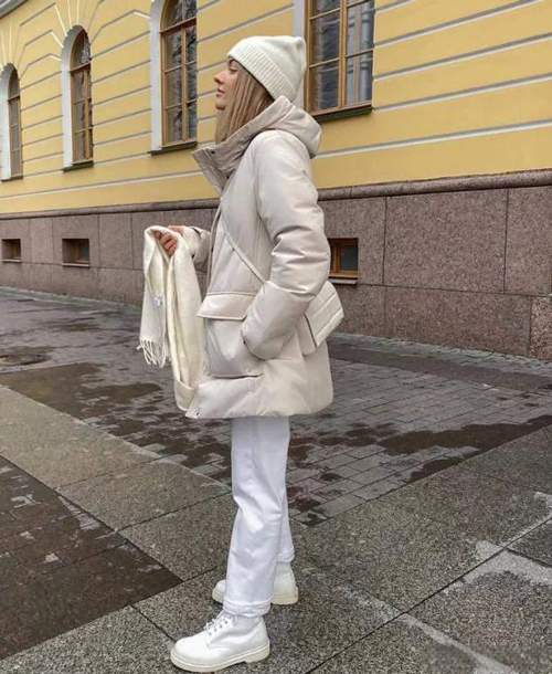 白色短靴冬季搭配指南：大衣毛衣羽绒服穿搭技巧-美派服饰网(图3)