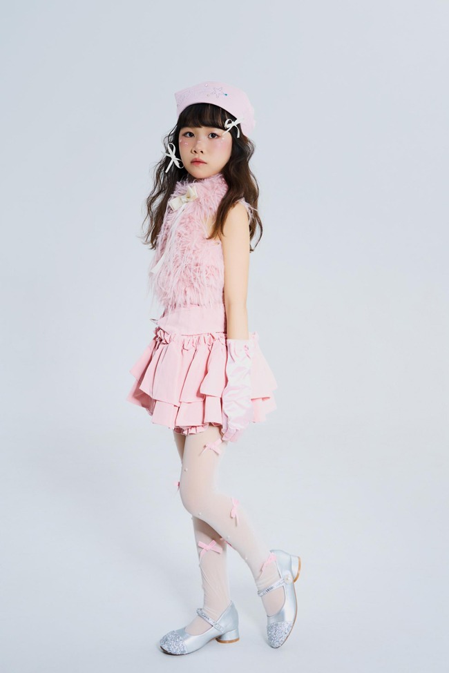 从赛场新星到文化纽带:Elle Hong卡特兔第十一届潮童星国际少儿模特大赛蜕变之旅圆满落幕(图7) 从赛场新星到文化纽带:Elle Hong卡特兔第十一届潮童星国际少儿模特大赛蜕变之旅圆满落幕(图7)