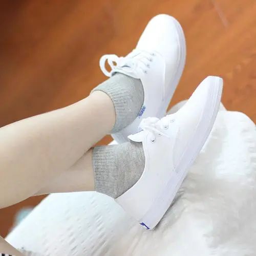 搭配板鞋的袜子(图1)