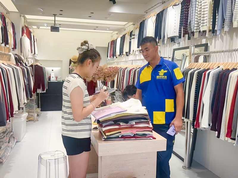 从三区大道到全国服装商户――德邦快递守护服装市场的速度与效率