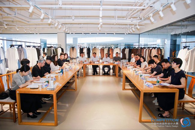 赛得利两大单项奖火热开评！优可丝®与莱赛尔纤维如何引领时尚绿色变革？(图3)