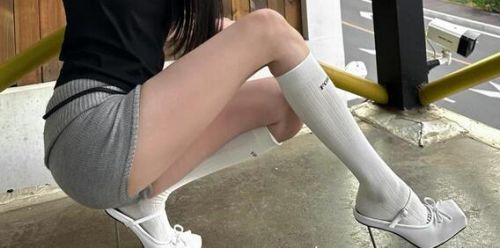 搭配高跟鞋的袜子【图】这样选真没错(图6) 搭配高跟鞋的袜子【图】这样选真没错(图6)