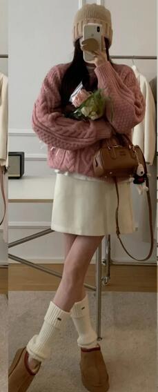 冬季白色短裙怎么搭配(图1) 冬季白色短裙怎么搭配(图1)