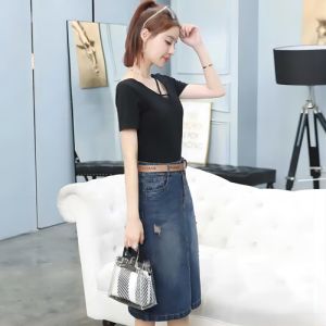 长款A字裙搭配短袖上衣的9种时尚组合技巧-美派服饰网